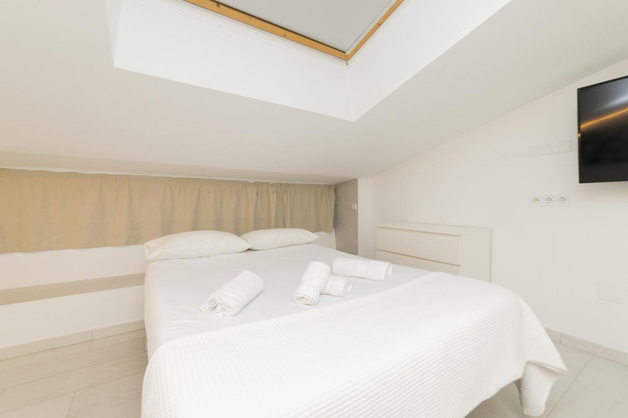Apartment Buhardilla Encantada Coslada